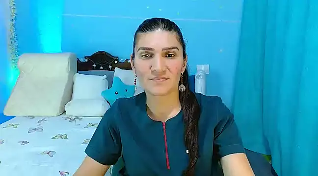 Snapshot of venus_swet_ chatting on 02-06-25, 01:05 venus swet online show from 02-06-25, 01:05