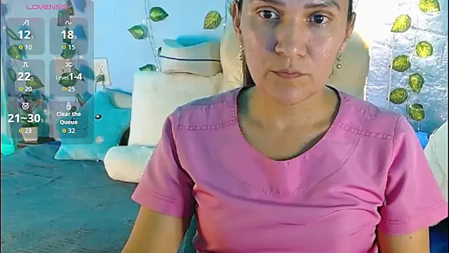 Snapshot of venus_swet_ chatting on 10-24-25, 12:52 venus swet online show from 10-24-25, 12:52