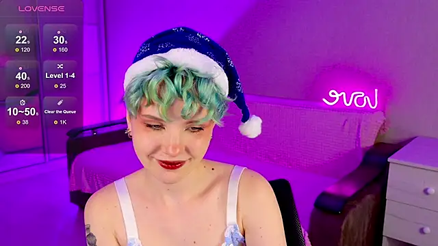 Snapshot of School_Love chatting on 12-23-24, 04:28 School Love online show from 12-23-24, 04:28