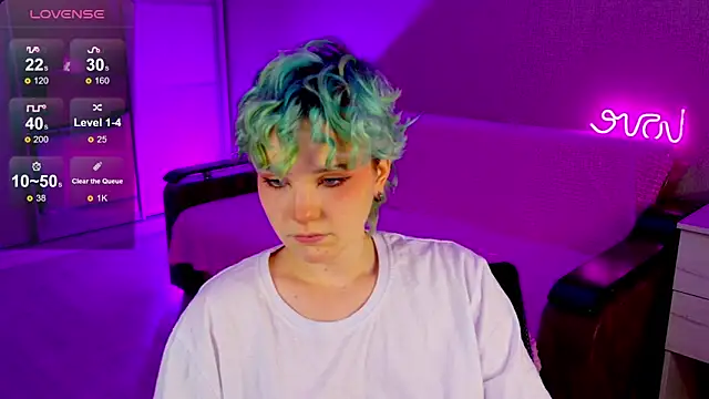 Snapshot of School_Love chatting on 01-08-25, 01:09 School Love online show from 01-08-25, 01:09