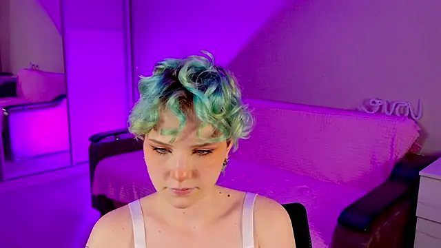 Snapshot of School_Love chatting on 01-16-25, 01:14 School Love online show from 01-16-25, 01:14