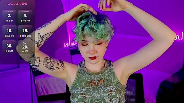 Snapshot of School_Love chatting on 01-30-25, 01:21 School Love online show from 01-30-25, 01:21