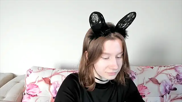 Snapshot of EnigmaSee chatting on 01-16-25, 03:23 EnigmaSee online show from 01-16-25, 03:23