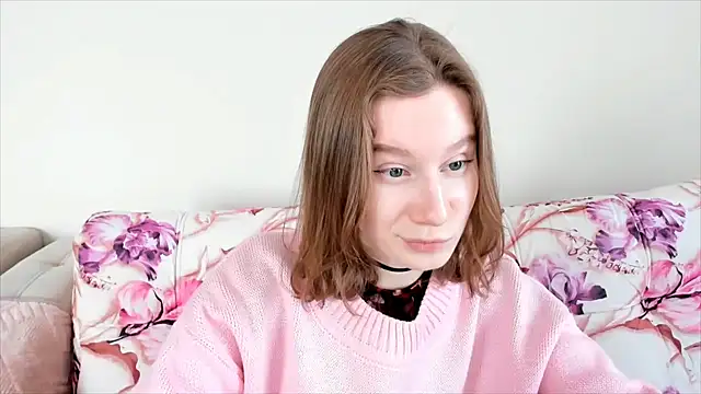Snapshot of EnigmaSee chatting on 01-31-25, 05:09 EnigmaSee online show from 01-31-25, 05:09