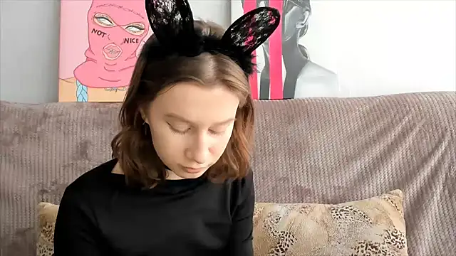 Snapshot of EnigmaSee chatting on 02-18-25, 04:26 EnigmaSee online show from 02-18-25, 04:26