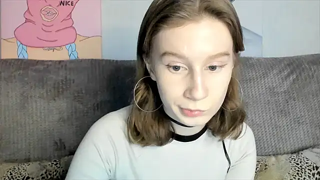 Snapshot of EnigmaSee chatting on 03-03-25, 01:10 EnigmaSee online show from 03-03-25, 01:10