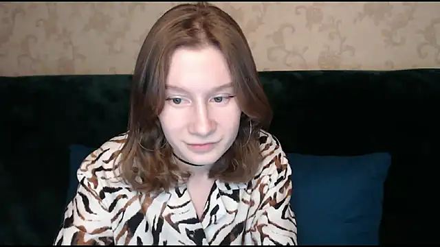 Snapshot of EnigmaSee chatting on 03-22-25, 12:57 EnigmaSee online show from 03-22-25, 12:57