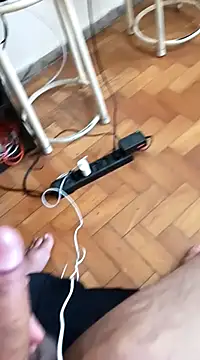 Snapshot of lobomisterioso13 chatting on 02-19-25, 02:01 lobomisterioso13 online show from 02-19-25, 02:01