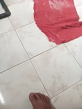 Snapshot of lobomisterioso13 chatting on 03-12-26, 01:50 lobomisterioso13 online show from 03-12-26, 01:50