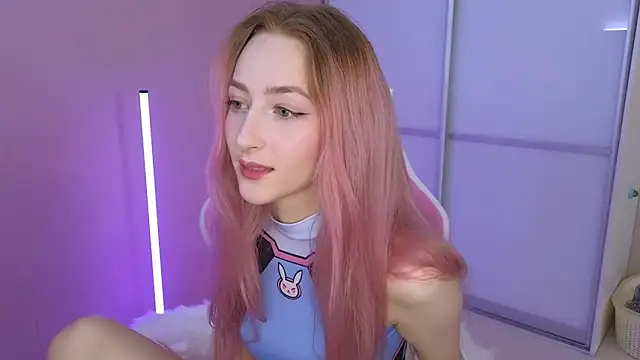 MichaDenver online show from 12-13-24, 08:51