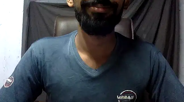 Snapshot of ASIF_F chatting on 12-12-24, 03:59 ASIF F online show from 12-12-24, 03:59