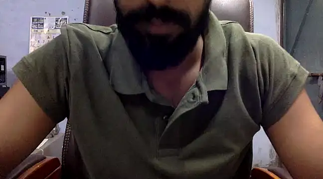 Snapshot of ASIF_F chatting on 12-16-24, 04:05 ASIF F online show from 12-16-24, 04:05