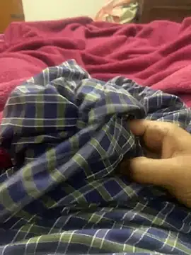 Snapshot of ASIF_F chatting on 12-25-24, 07:34 ASIF F online show from 12-25-24, 07:34