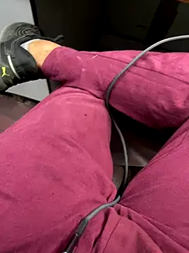 Snapshot of ASIF_F chatting on 09-27-25, 02:00 ASIF F online show from 09-27-25, 02:00