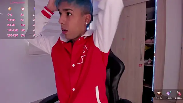 Snapshot of aldrinwhite chatting on 03-10-25, 04:03 aldrinwhite online show from 03-10-25, 04:03