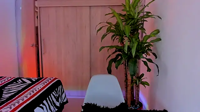 Snapshot of aldrinwhite chatting on 01-06-26, 04:11 aldrinwhite online show from 01-06-26, 04:11