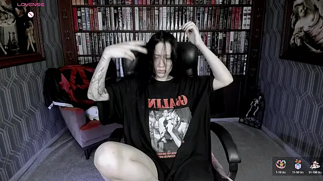 Medusa  Gorgona online show from 05-30-26, 02:14