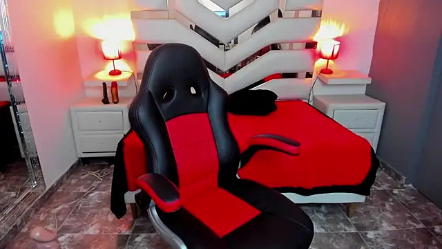 KateTompson  online show from 01-19-26, 04:00