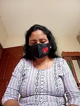 Snapshot of Neha-Roy chatting on 03-01-26, 06:04 Neha-Roy online show from 03-01-26, 06:04