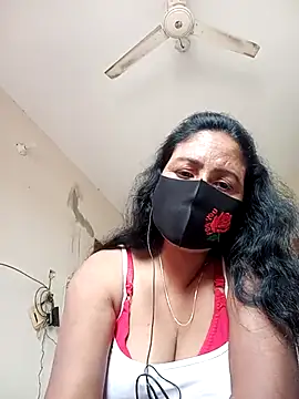 Snapshot of Neha-Roy chatting on 03-04-26, 05:57 Neha-Roy online show from 03-04-26, 05:57