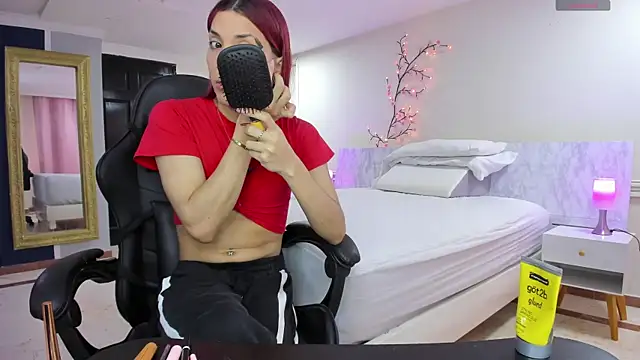 charolbruce 1 online show from 02-26-26, 11:53