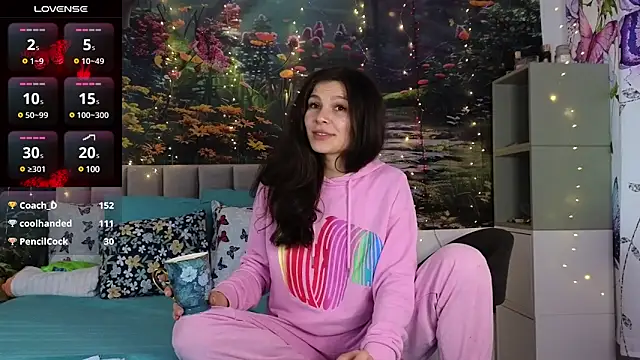 MadameDeFeu online show from 12-27-24, 11:28