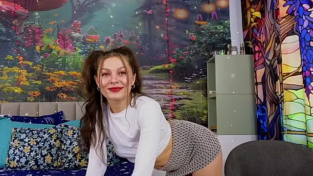 MadameDeFeu online show from 02-10-25, 08:31