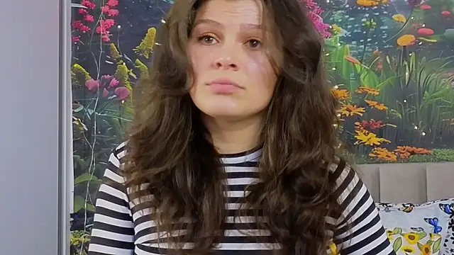 MadameDeFeu online show from 03-04-25, 08:35