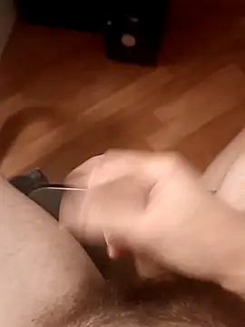 Snapshot of the_lion_69 chatting on 12-04-25, 04:05 the lion 69 online show from 12-04-25, 04:05