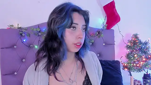 Snapshot of Nyx_nayla chatting on 12-14-24, 12:01 Nyx nayla online show from 12-14-24, 12:01