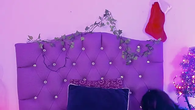 Snapshot of Nyx_nayla chatting on 12-19-24, 07:18 Nyx nayla online show from 12-19-24, 07:18