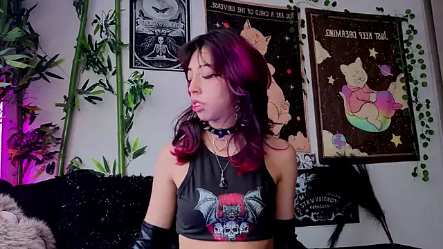 Nyx nayla online show from 04-20-26, 07:37