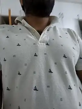 Snapshot of playboy_30 chatting on 10-29-25, 02:08 playboy 30 online show from 10-29-25, 02:08