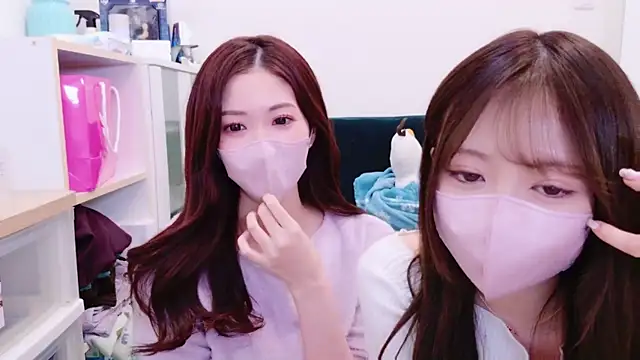 oxo yuna oxo online show from 01-03-25, 12:41