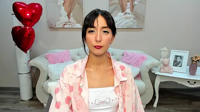 Snapshot of NicoleLimp chatting on 02-11-25, 12:37 NicoleLimp online show from 02-11-25, 12:37