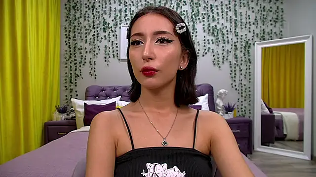 Snapshot of NicoleLimp chatting on 02-19-25, 06:21 NicoleLimp online show from 02-19-25, 06:21