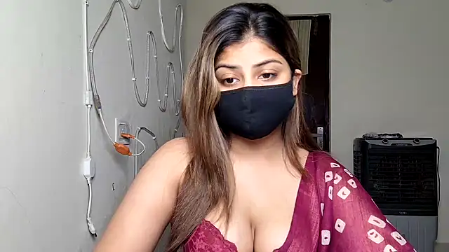 Hoty-Shivangi online show from 04-09-26, 11:15