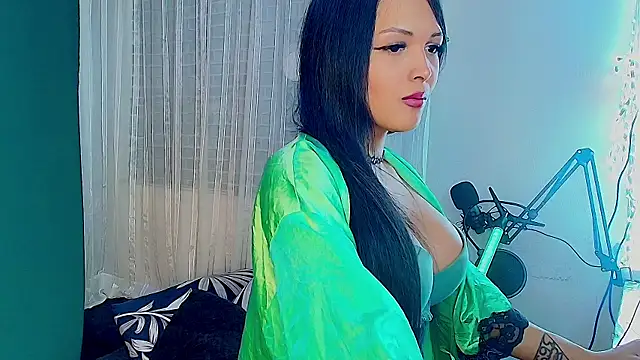 Snapshot of MOMMYJEVAA chatting on 04-30-26, 01:56 MOMMYJEVAA online show from 04-30-26, 01:56