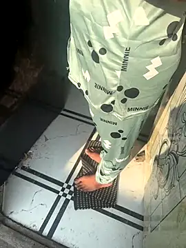 xyztopbeing online show from 12-01-25, 03:11