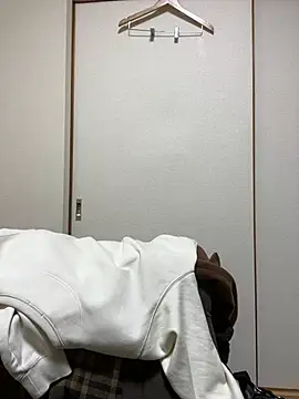 Snapshot of ryusei18570 chatting on 01-07-25, 12:09 ryusei18570 online show from 01-07-25, 12:09