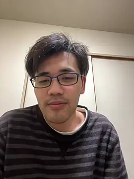 Snapshot of ryusei18570 chatting on 02-16-25, 07:15 ryusei18570 online show from 02-16-25, 07:15