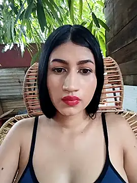 Snapshot of Julix_A chatting on 09-25-25, 06:22 Julix A online show from 09-25-25, 06:22