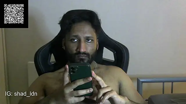 Snapshot of shadthebiguy chatting on 12-25-24, 09:54 shadthebiguy online show from 12-25-24, 09:54