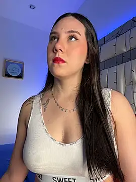 Snapshot of _ISABELLA_HOT_ chatting on 04-17-26, 12:19 ISABELLA HOT online show from 04-17-26, 12:19