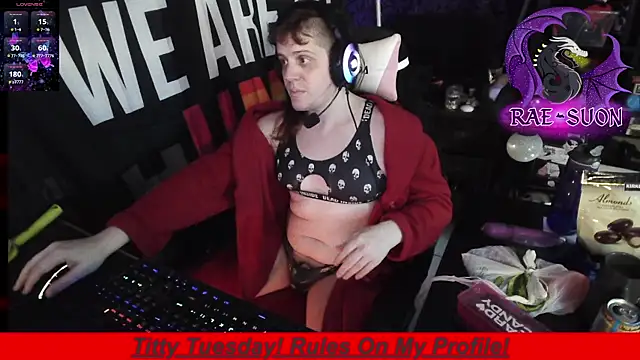 Rae-Suon online show from 11-27-25, 04:03