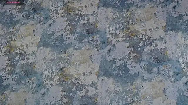 MelanieBrownn online show from 12-15-24, 06:37