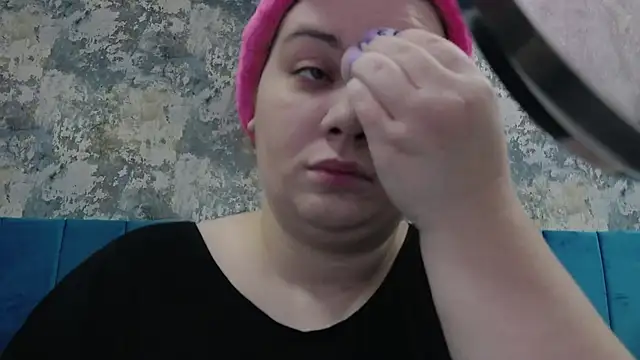 MelanieBrownn online show from 01-09-25, 03:26