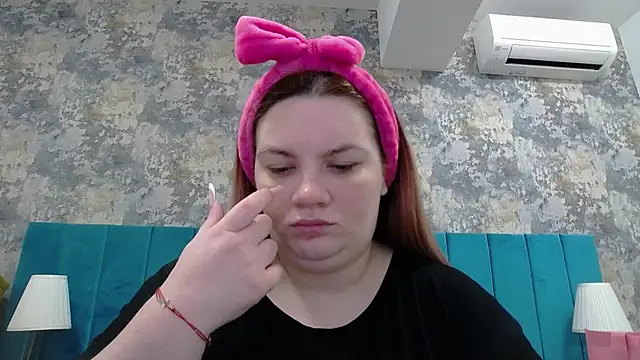 MelanieBrownn online show from 02-03-25, 06:34