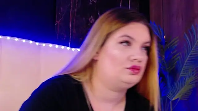 MelanieBrownn online show from 03-19-26, 05:44