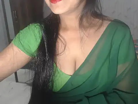 Snapshot of Indianstreamm chatting on 12-04-24, 05:00 Indianstreamm online show from 12-04-24, 05:00